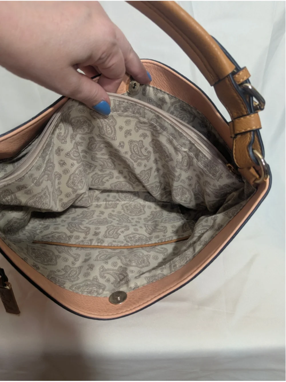 Simply Noelle Hobo Bag Large Colorblock Cantaloupe